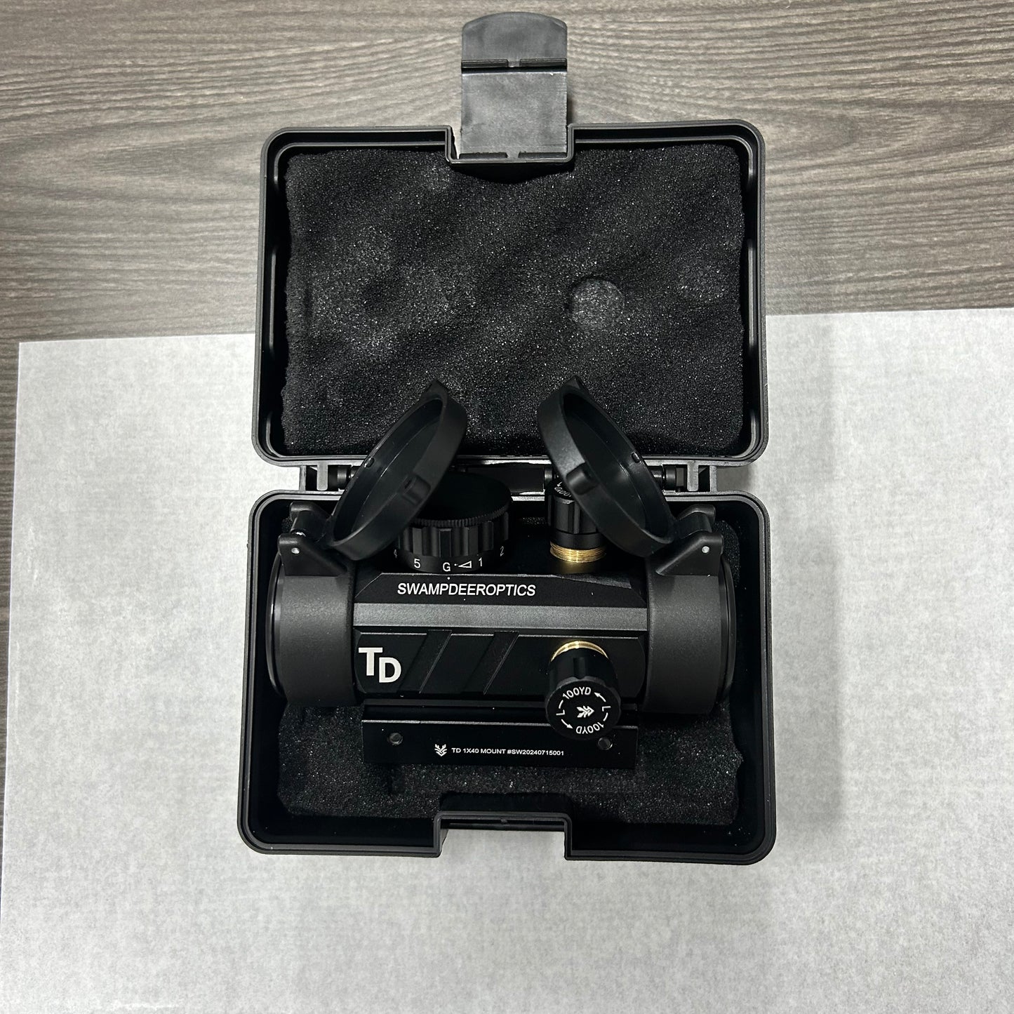 TD1X40 Outdoor Visual Aid by Swamp Deer: Clear Parallax Display, Ideal for Nature Observation